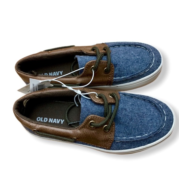 Color-blocked chambray boat shoe - Picture 2 of 4